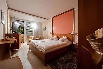Thermenhotel Stoiser 4*